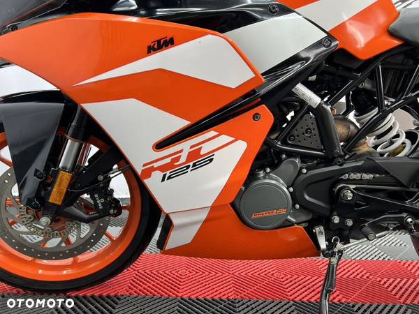 KTM RC 125 - 12