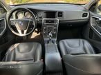 Volvo V60 Cross Country 2.0 D3 Summum Geartronic - 14