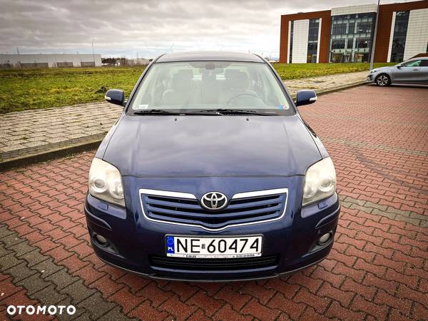 Toyota Avensis 2.2 D-4D Sol plus - 9