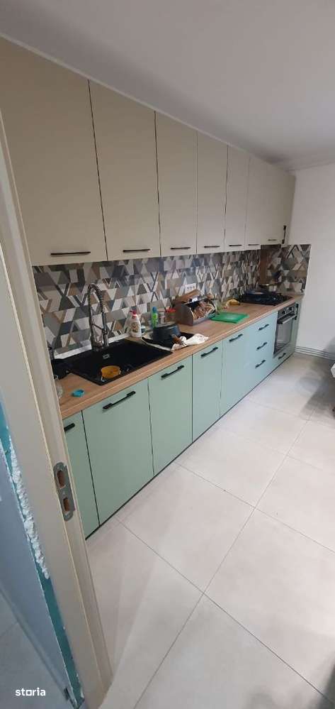 Vand Apartament 3 camere Bistrita Lac etajul 1-4