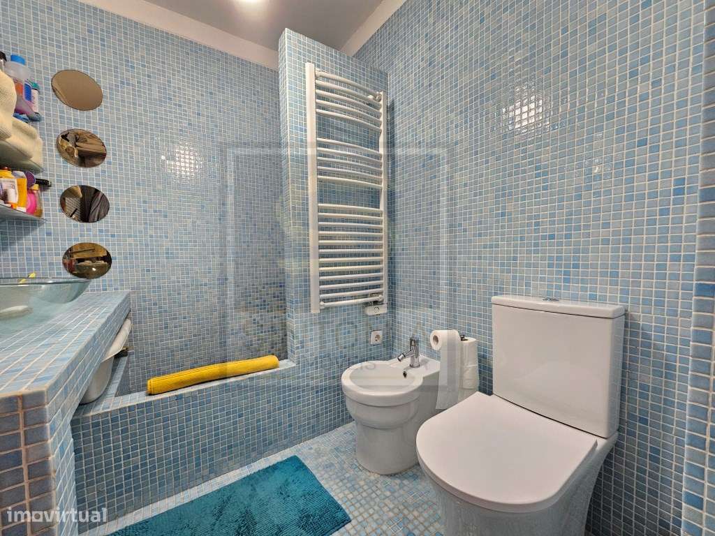 Encantador Apartamento T4 no Coração da Estefânia - Lisboa-10