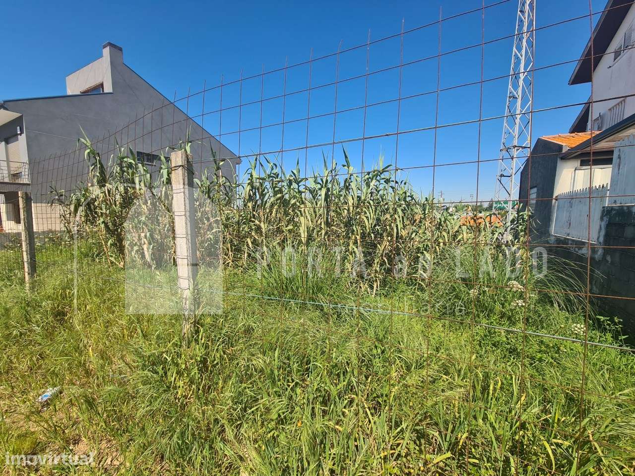 Terreno Urbano em Grijó – Vila Nova de Gaia - Projeto Aprovado - Grande imagem: 4/8