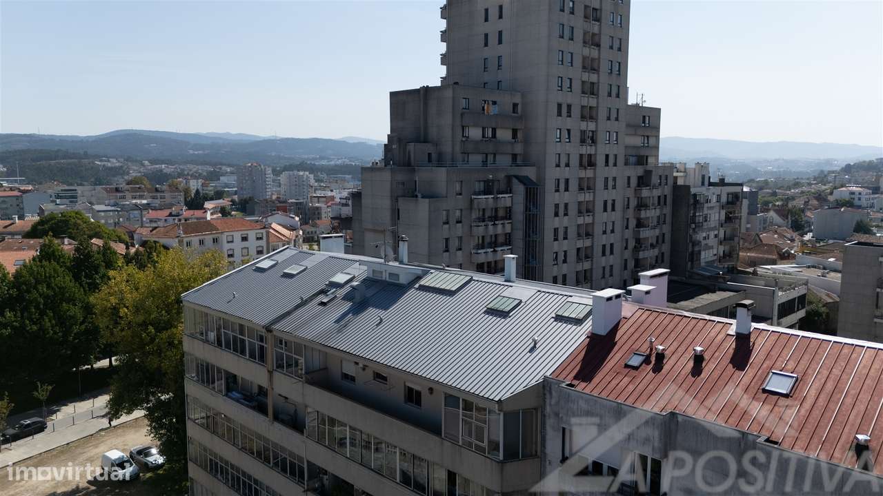 Apartamento T6 Venda em São João da Madeira,São João da Madeira-34