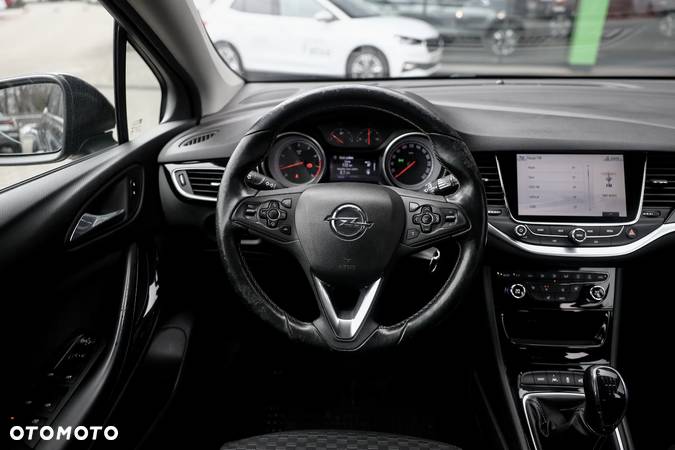 Opel Astra V 1.4 T Elite - 19