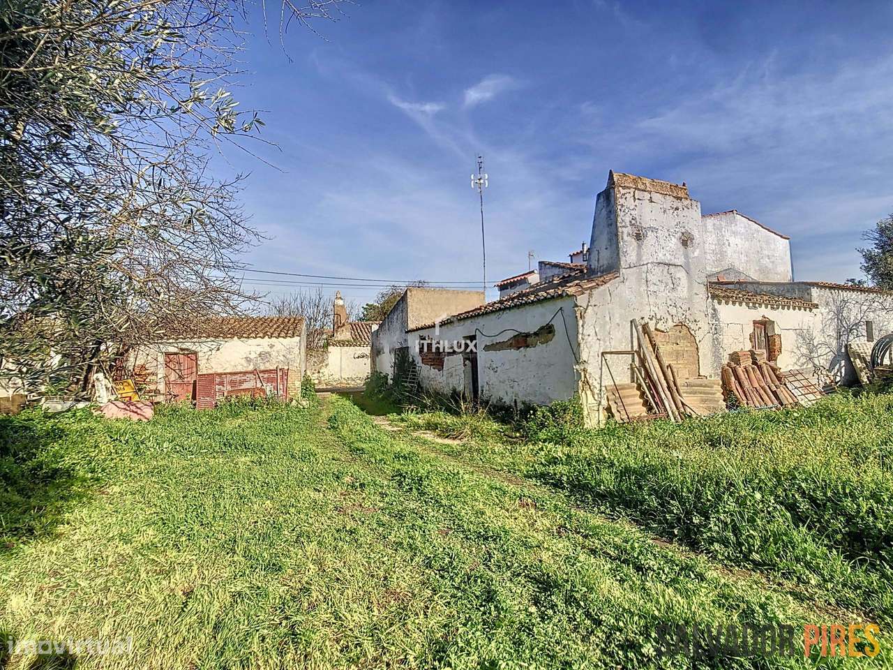 Quinta em plena vila de Alandroal - Grande imagem: 3/27