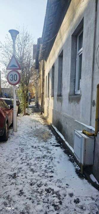Garsoniera renovata in vila-centrala termica-Zona Armeneasca-11