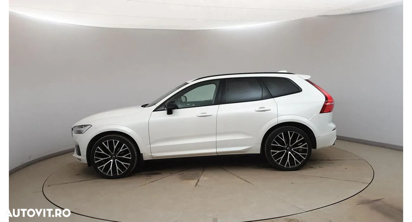 Volvo XC 60 B5 MHEV AWD R-Design - 3