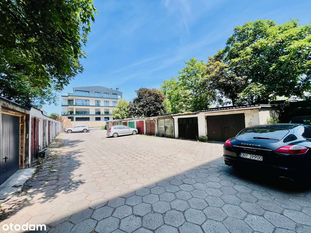 Opole , centrum  ul 1 MAJA blisko dworca  PKP-13