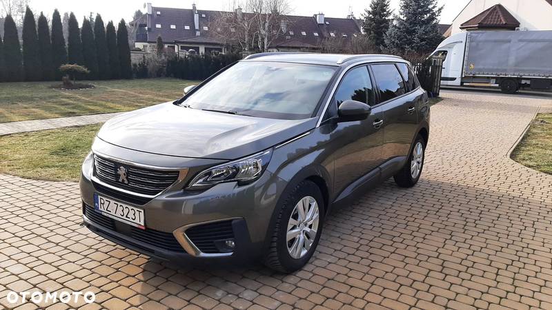 Peugeot 5008 1.2 PureTech Active S&S EAT6 - 1