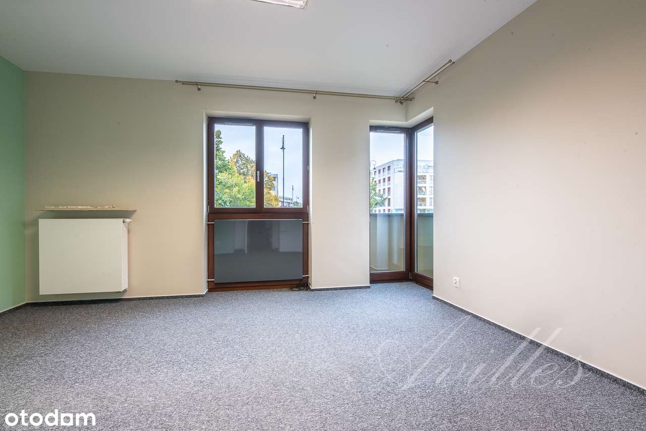 Przy Osi Królewskiej na mieszkanie lub biuro.-17