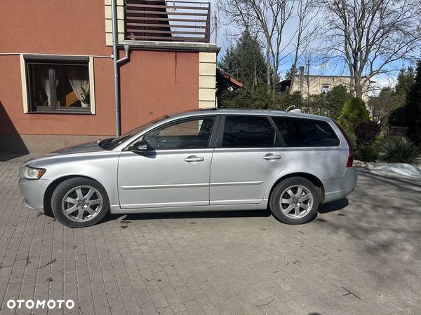 Volvo V50 2.0D R-Design Momentum - 13