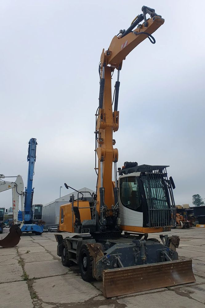 Liebherr Lh 22 m 2015