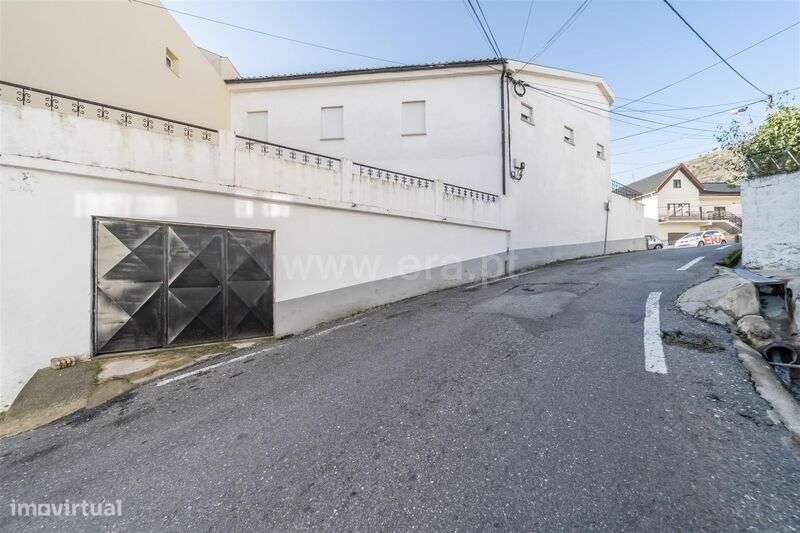 Apartamento T2 / Covilhã, Vila do Carvalho-11