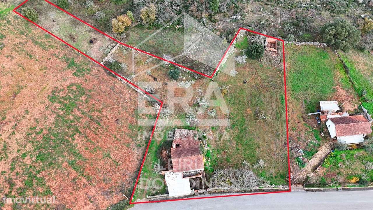 Moradia T4 Isolada em Almoster-5