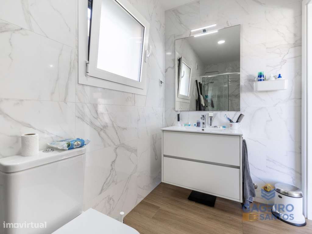 Moradia T4 - Moderna, Inteligente e Eficiente-36