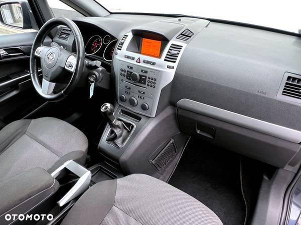 Opel Zafira 1.7 CDTI Cosmo - 8