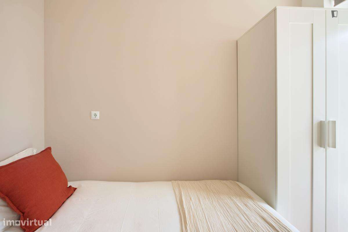 Quarto - localizado em Alvalade Lisbon - Grande imagem: 4/23