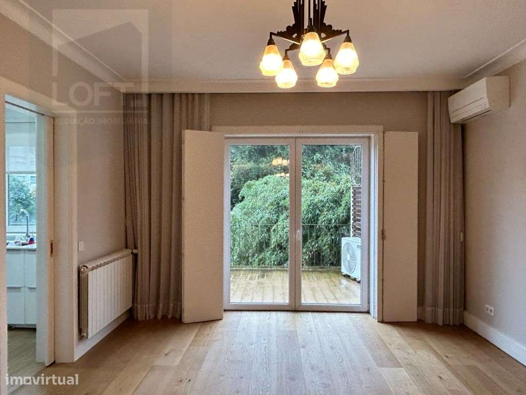 Moradia Geminada V5 p/ Venda em Guimarães-5