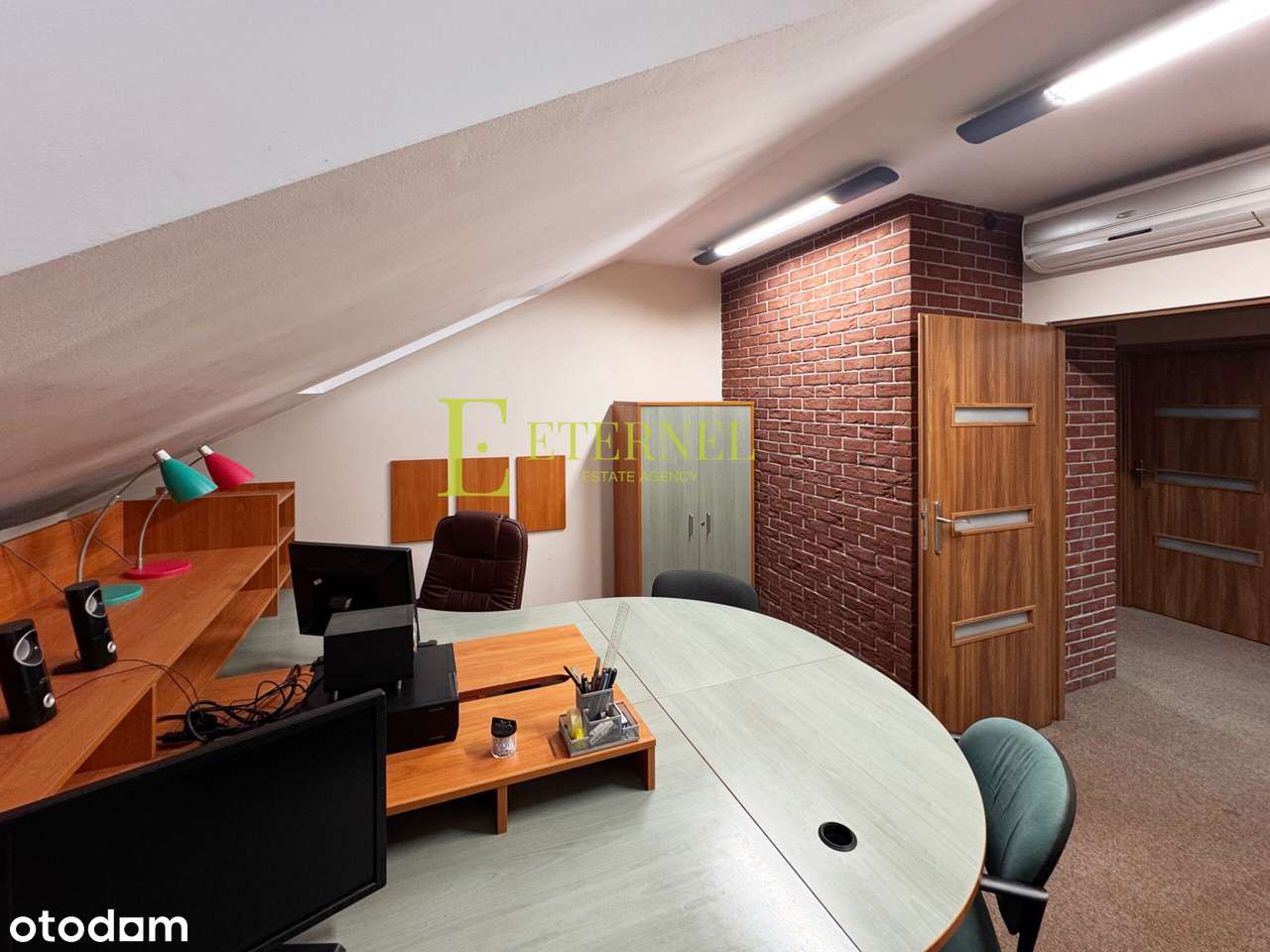Doskonała inwestycja! Duży lokal biurowy ze strychem – Krowodrza-6