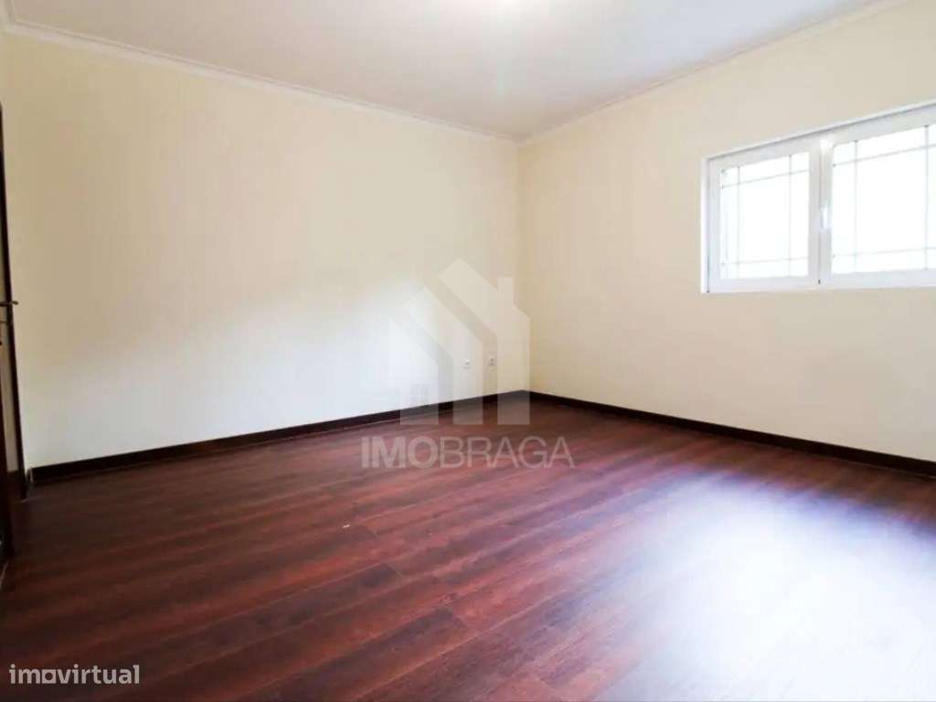 Moradia Individual T3 para venda em Amarante-9