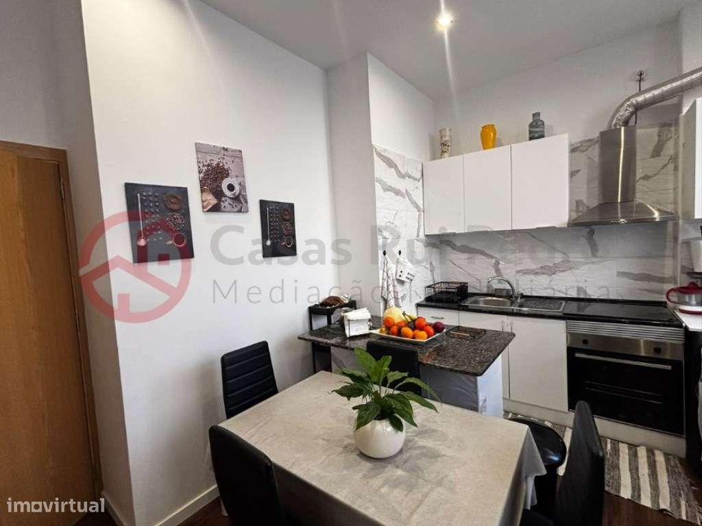 Loja Transformada em Dois Apartamentos Remodelados, Excelente Oport...-6