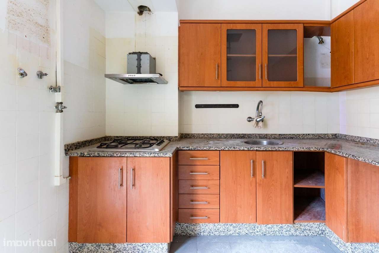 T3+1 Duplex em Edifício Recuperado!-9