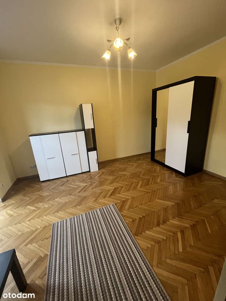 Świeżo wyremontowane mieszkanie 5 minut Deptak Krynicki.-5