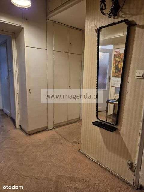 Oryginalne mieszkanie 73 m2 przy Placu Konstytucji-10