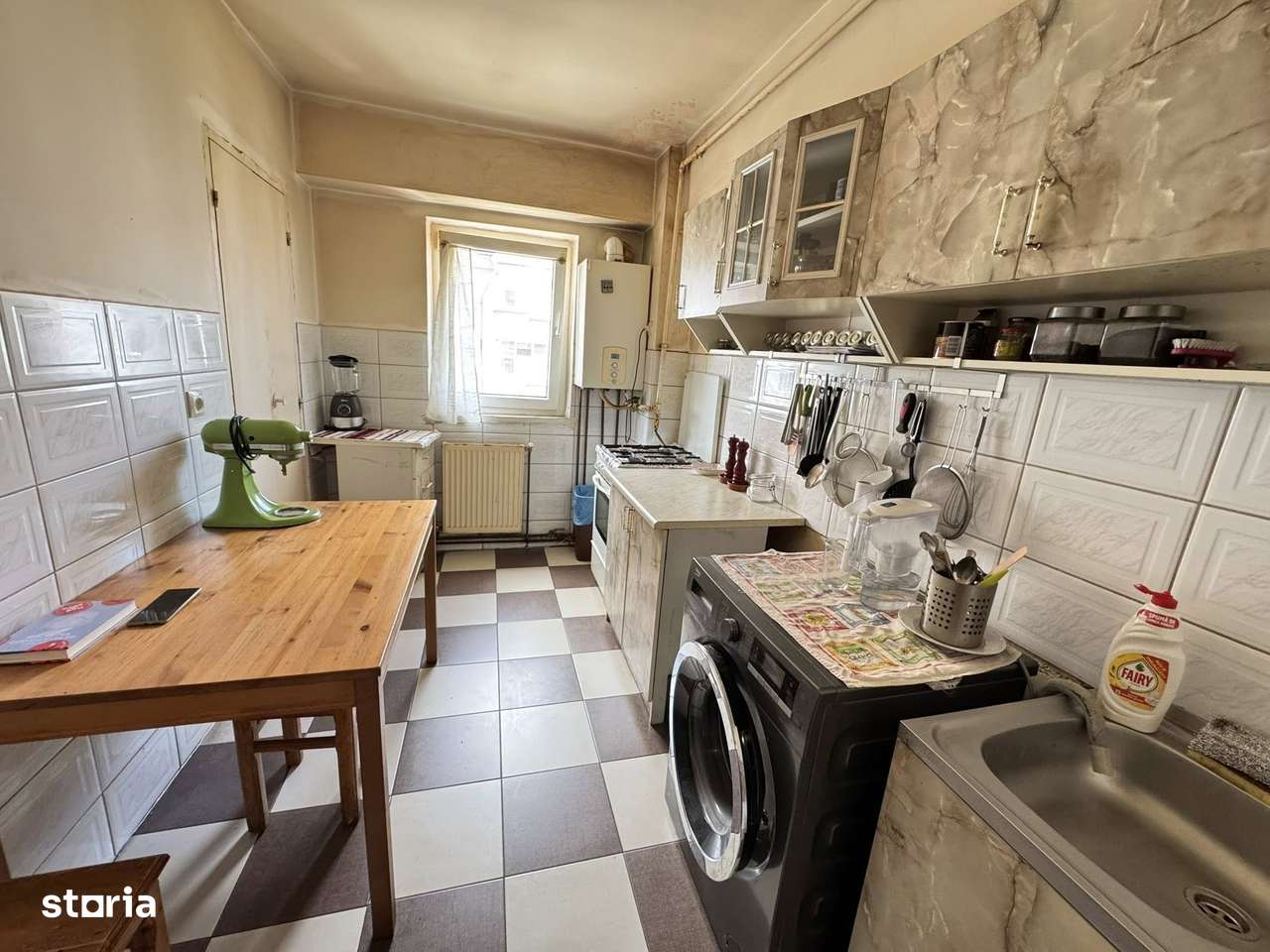 Apartament 2 camere decomandat balcon deschis si pivnita-5