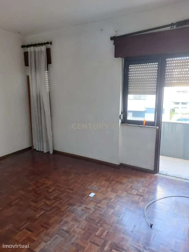 Venda | Apartamento T3 em Amora, Seixal - Grande imagem: 4/4