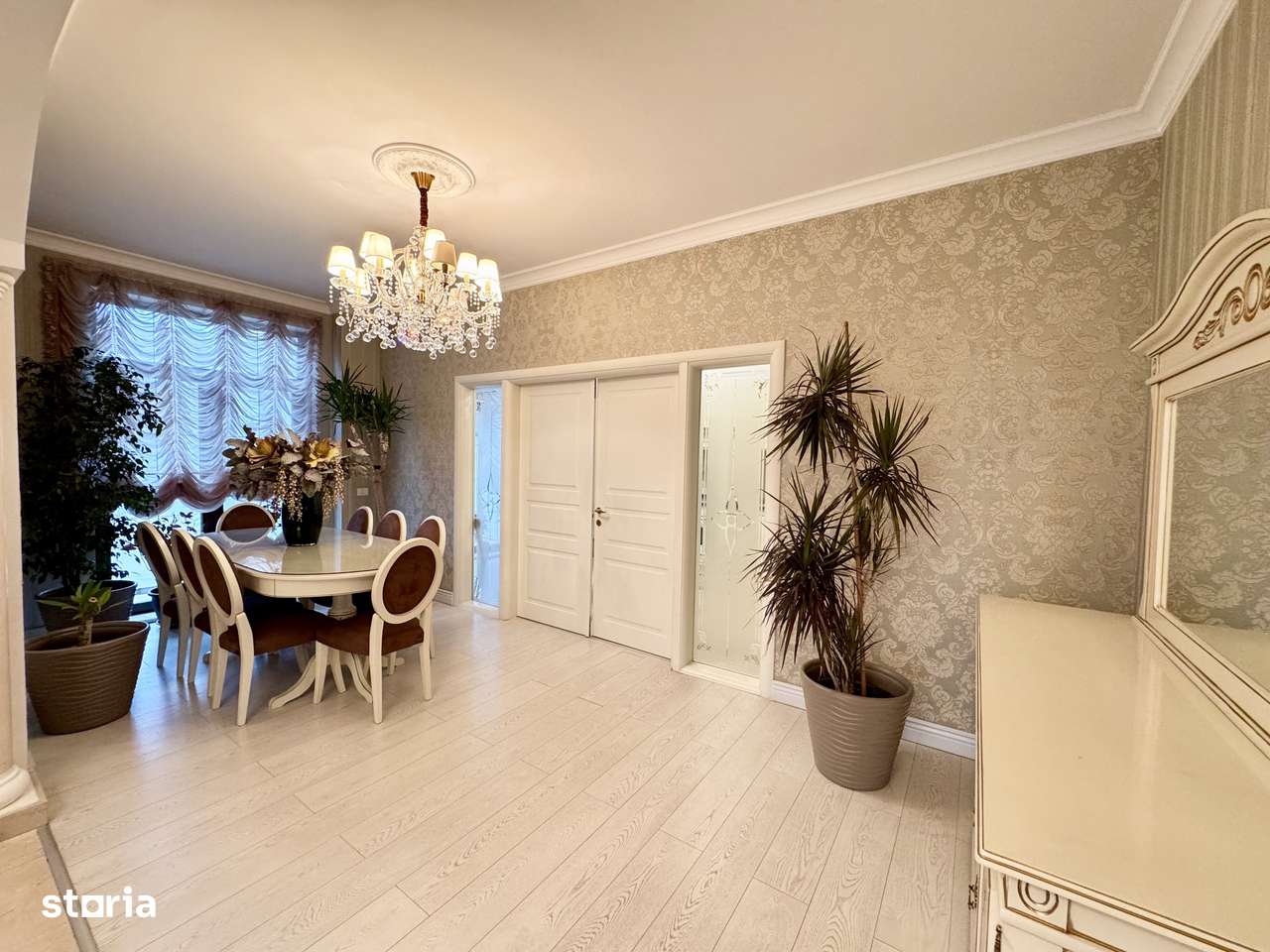 Vila lux cu 1000 mp teren pe Erou Iancu Nicolae langa Jolie Ville-5