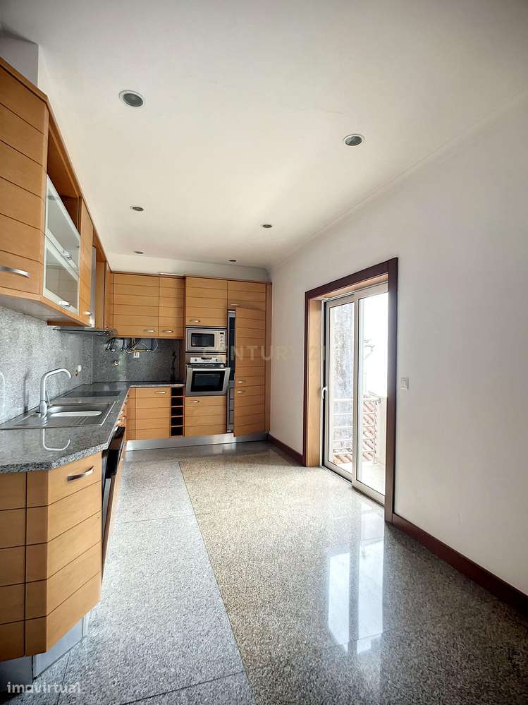 Apartamento T3 Duplex no Centro da Cidade – Para Arrendamento - Grande imagem: 4/22