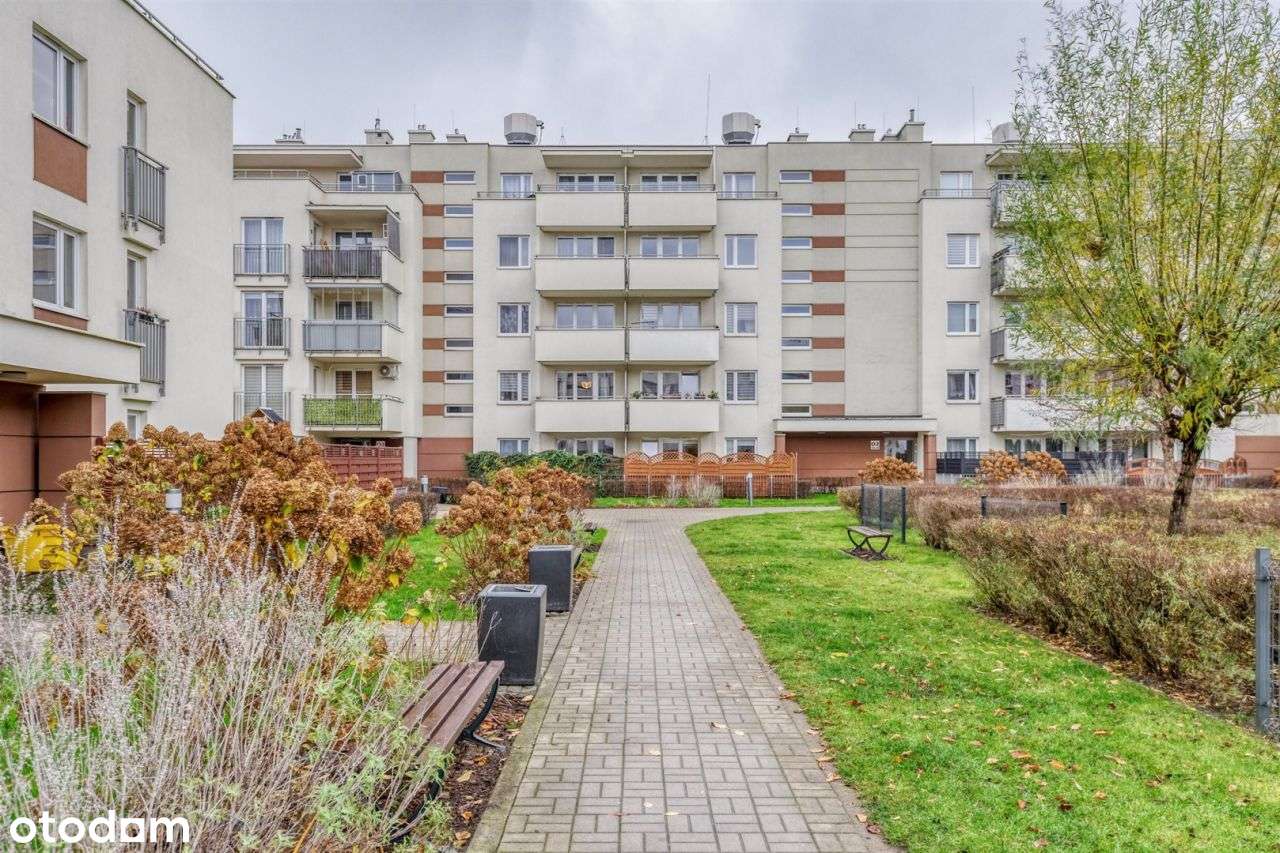 Nowocześnie, po remoncie i z dużym ogródkiem!-17