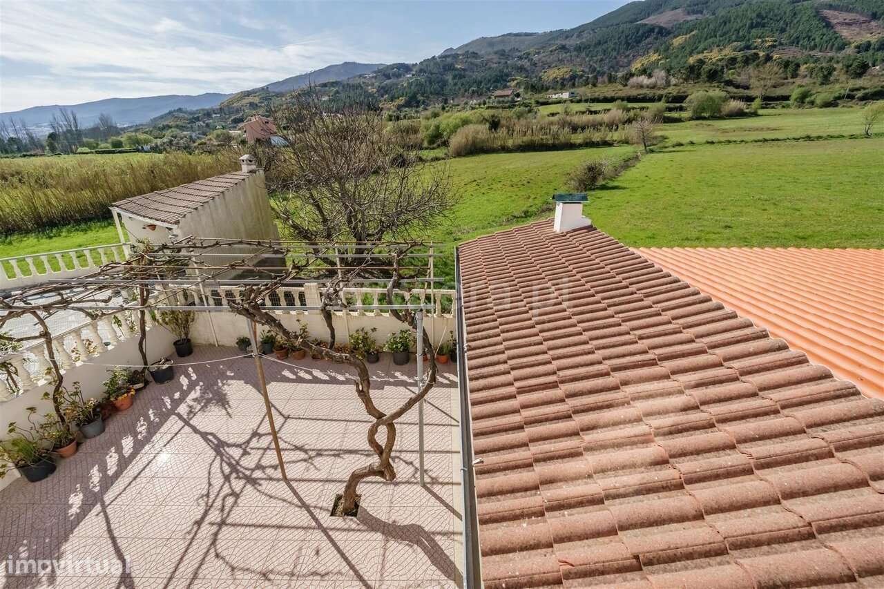 Moradia Isolada T5 / Covilhã, Teixoso - Grande imagem: 5/20