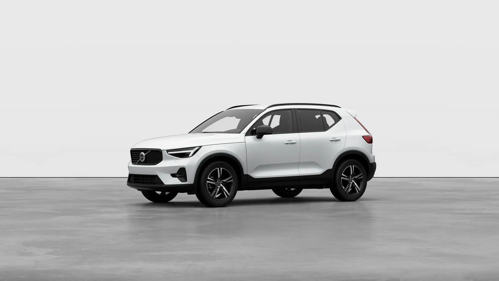 Volvo XC40 B3 Plus Dark 2026