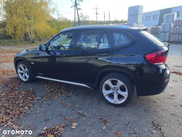 BMW X1 xDrive20d - 16