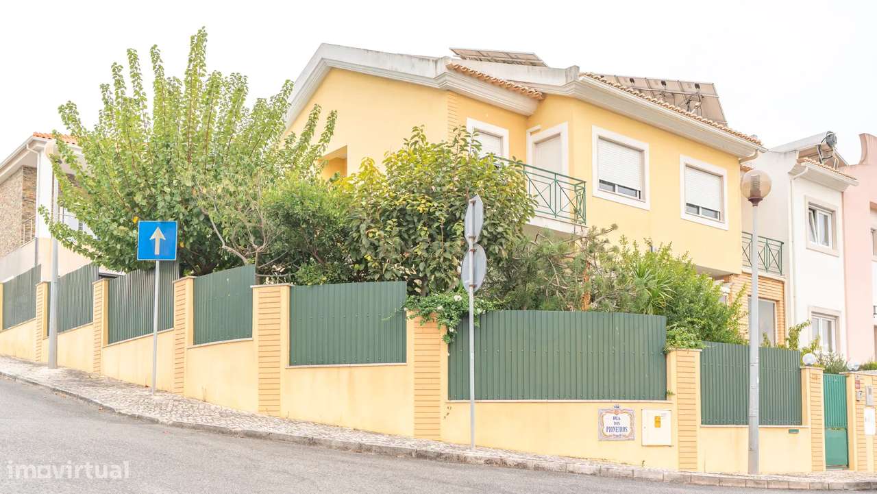 Espetacular Moradia T5 em Carcavelos, piscina, jardim, boas áreas, loc - Grande imagem: 5/60