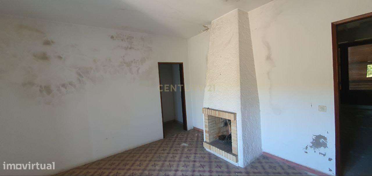 Moradia T3 em Albufeira , ótimo investimento com grande potencial de r - Grande imagem: 3/12