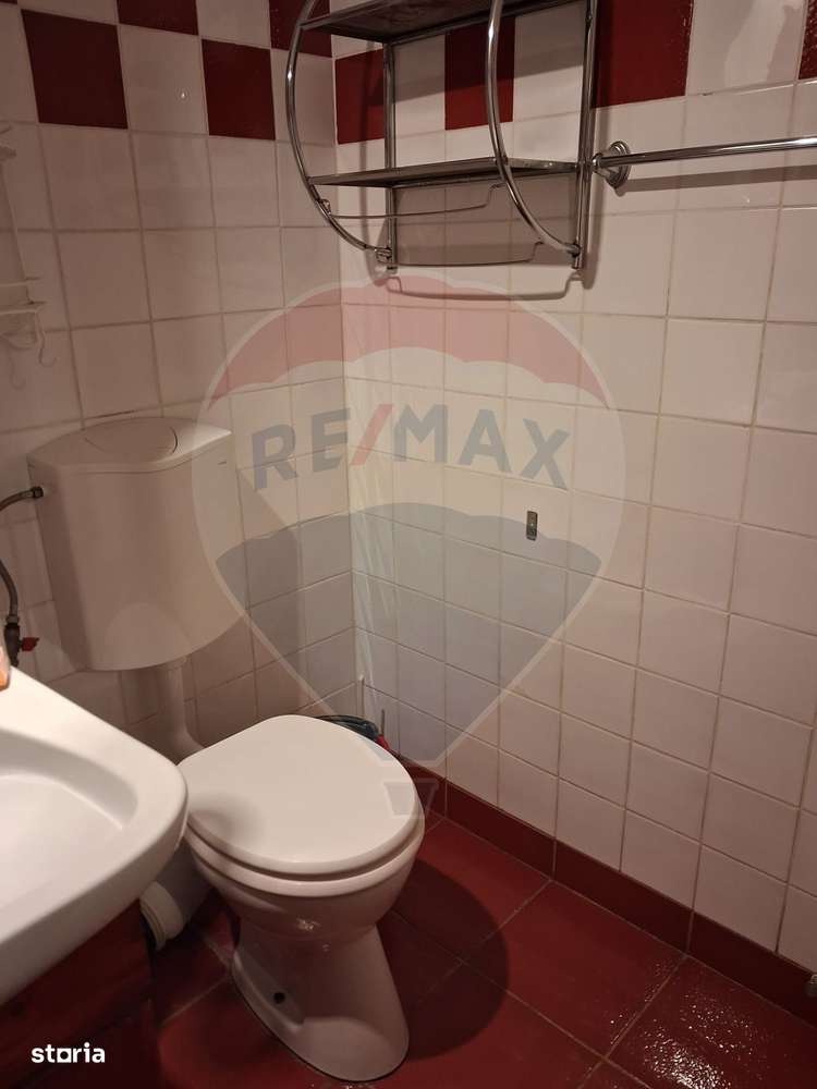 Apartament cu 4 camere de vânzare în zona Iosia-6
