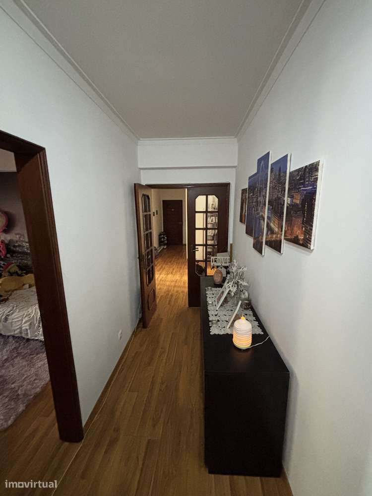 Apartamento T4 à venda no centro do Montijo-18