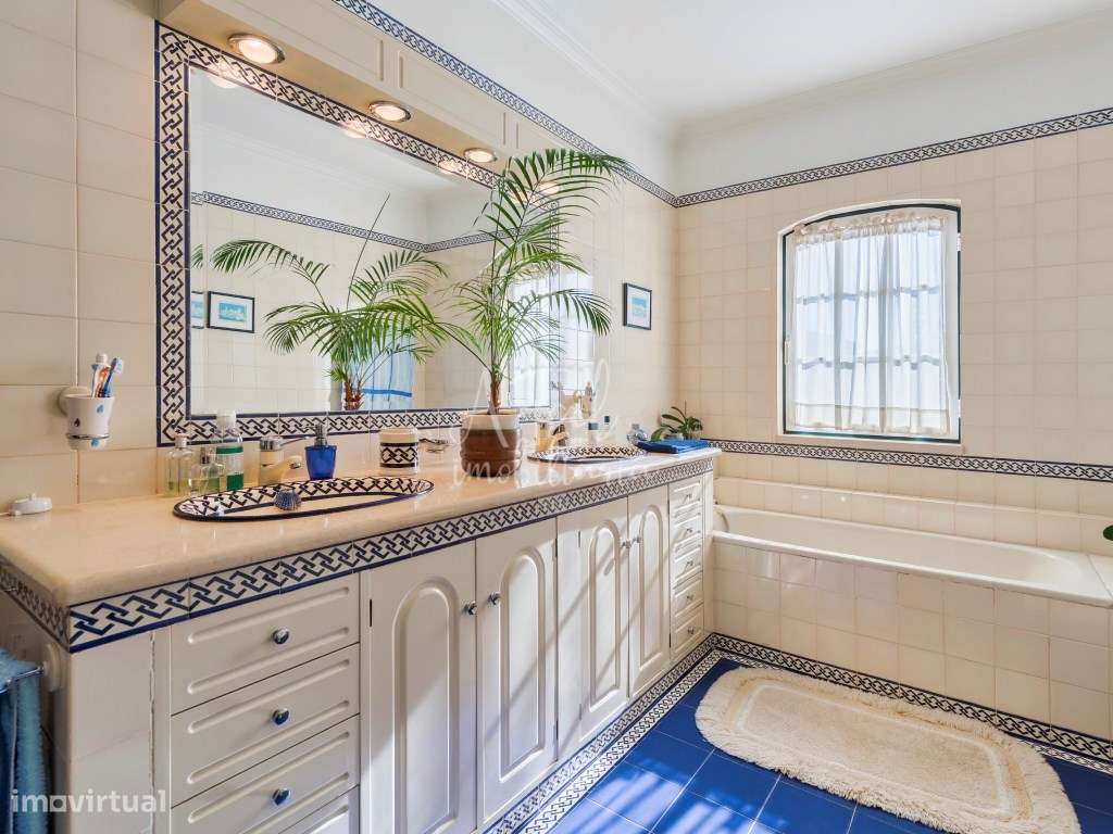 Moradia V6 centro do Montijo-26