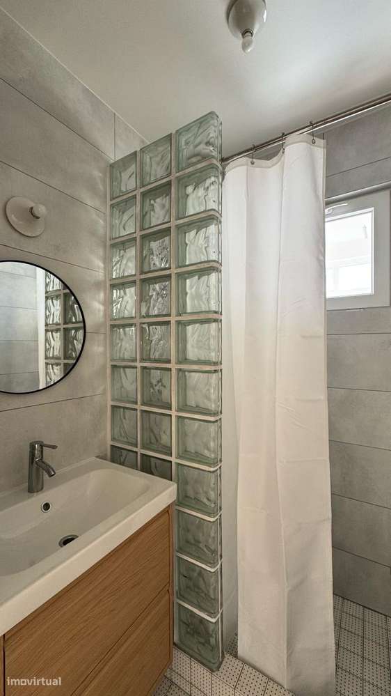 Apartamento t2 à venda na Rua Correia Teles, 84-18