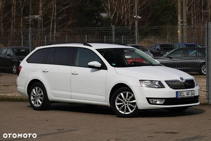 Skoda Octavia Combi 2.0 TDI Style - 3