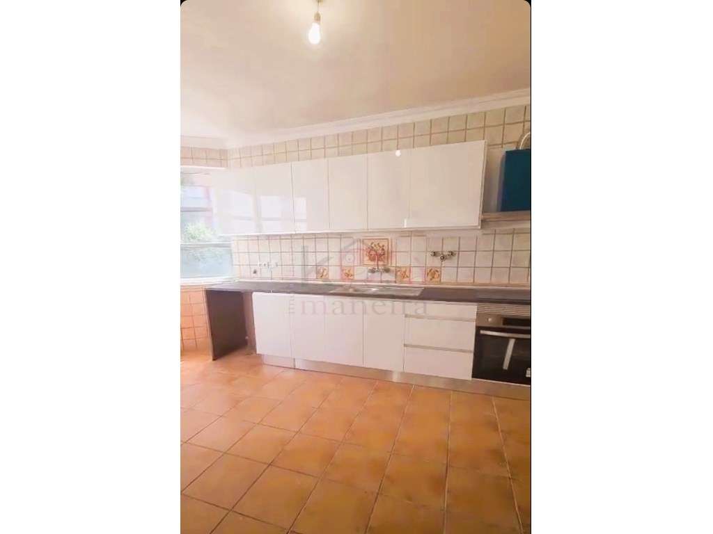 Apartamento 2+1 em Sintra-8