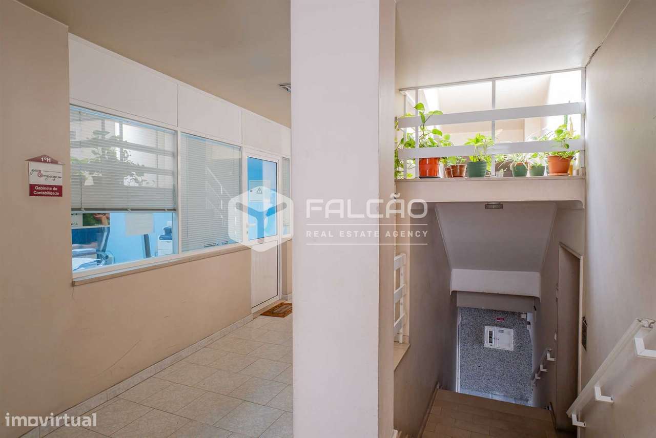Loja T1 Venda em Santarém (Marvila), Santa Iria da Ribeira de Santarém-24