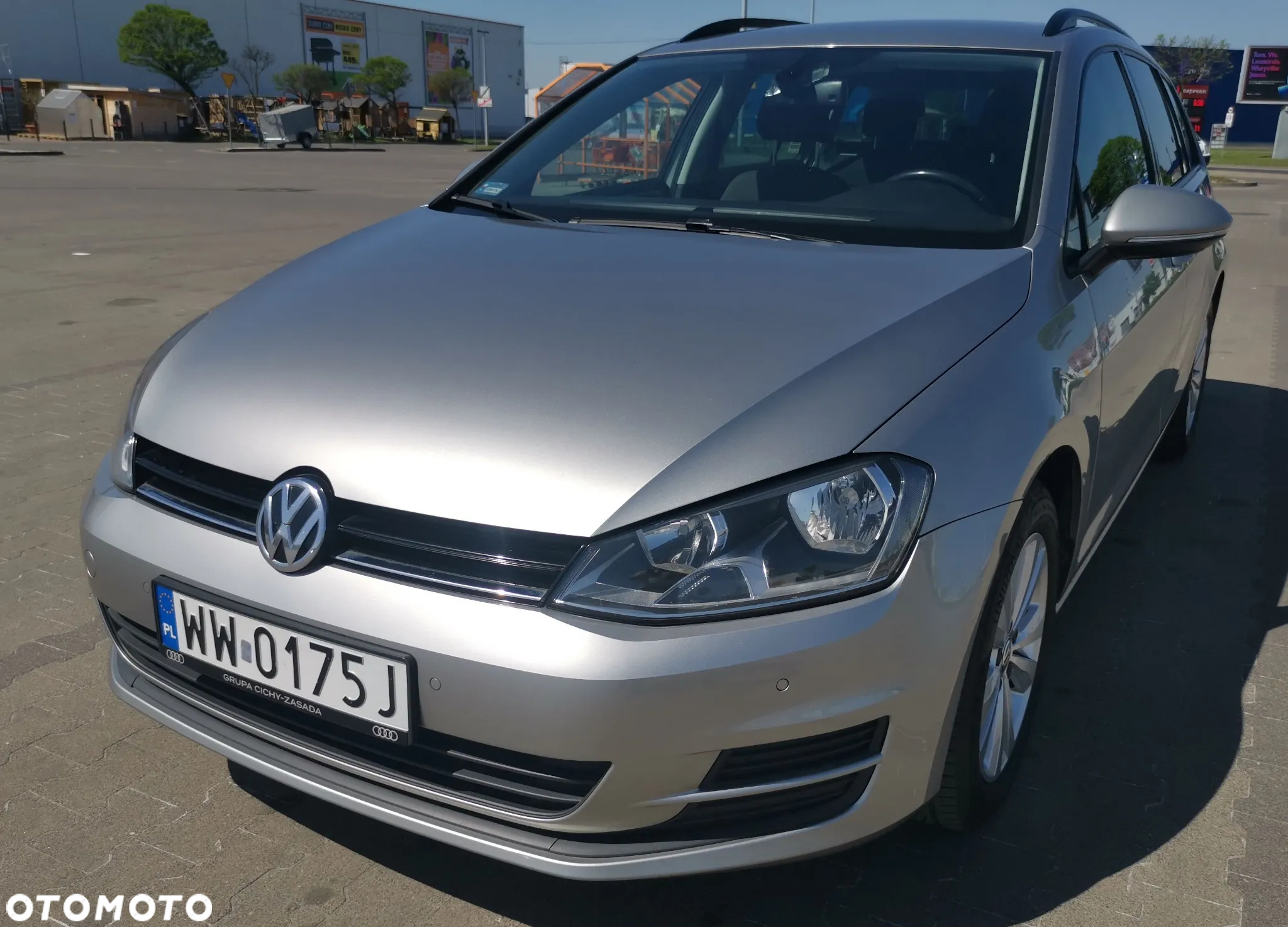 Volkswagen Golf - 14