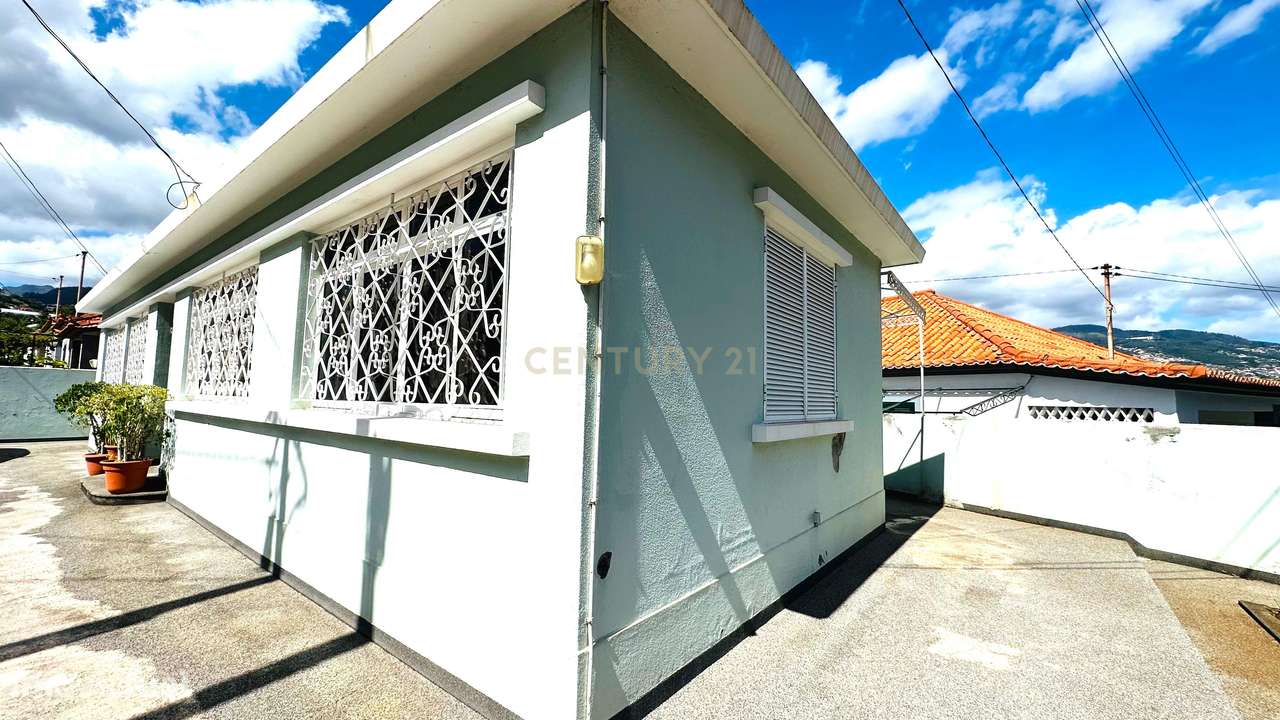 Moradia Tradicional Térrea - Virtudes - Funchal - Grande imagem: 2/31