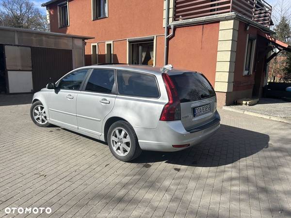 Volvo V50 2.0D R-Design Momentum - 14