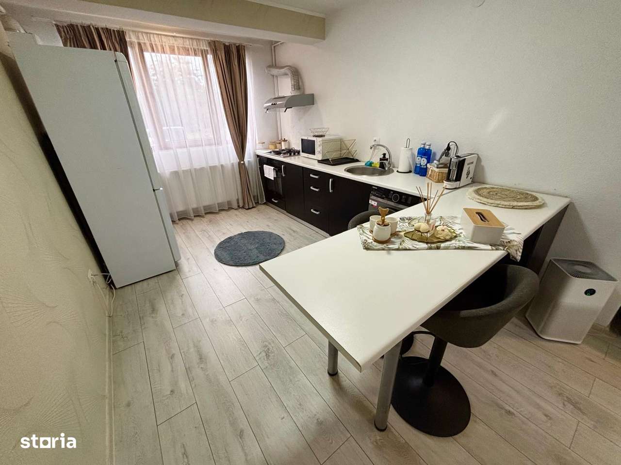 Apartament 3 camere mobilat utilat zona Strand 2-8