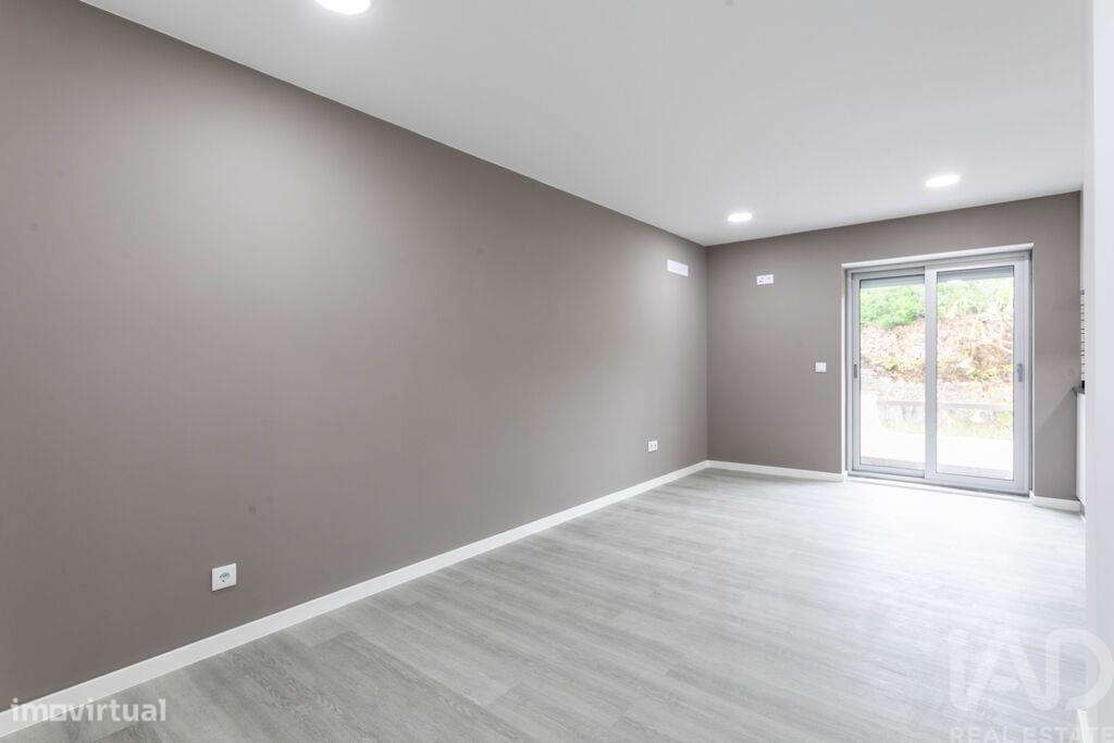 Apartamento T2 em Santa Clara e Castelo Viegas - Grande imagem: 2/30